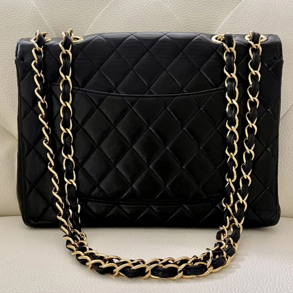 CHANEL cross body - Picture 3 of 9